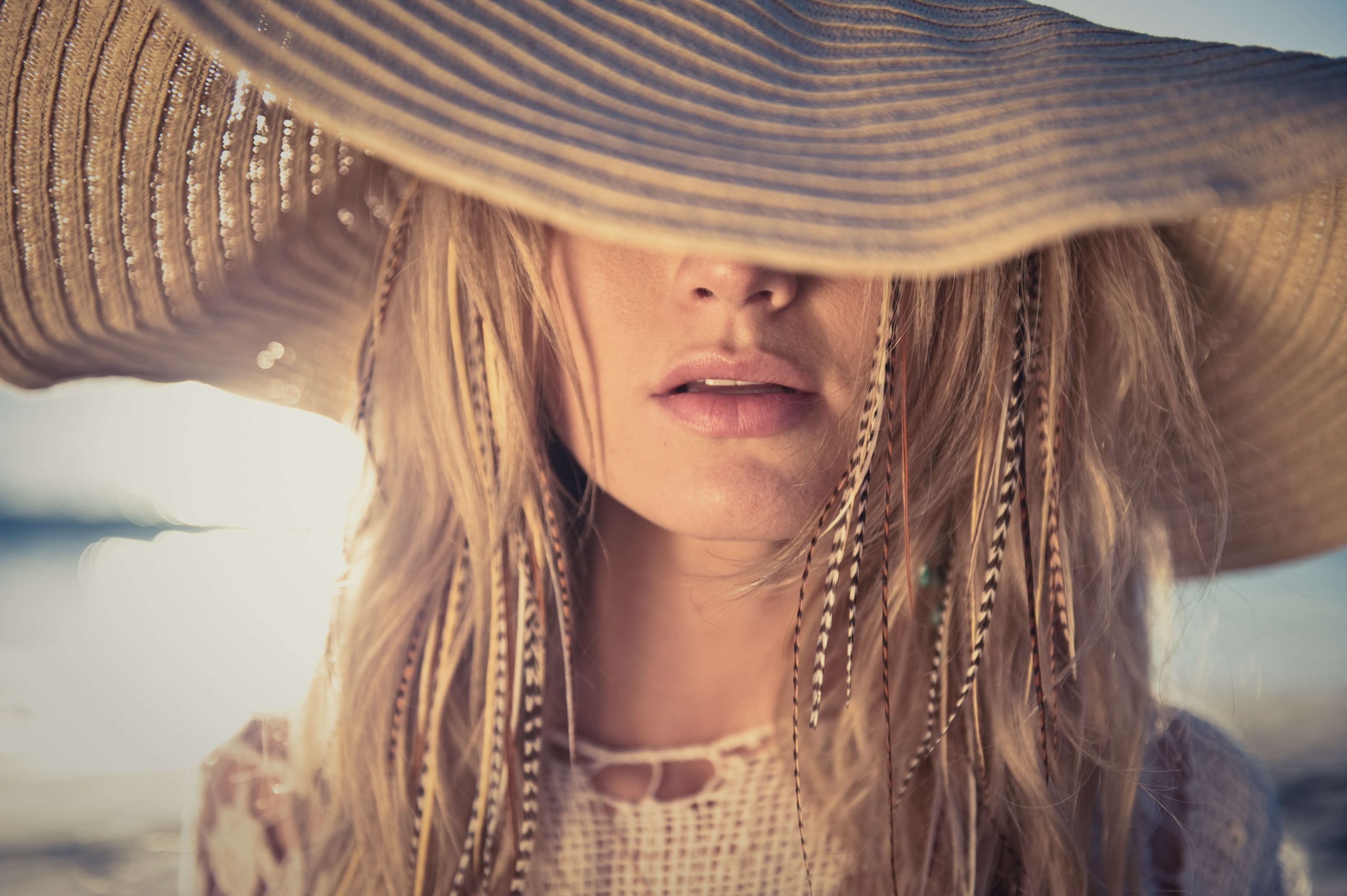 Feder- und Glitzer-Extensions von Great Lengths